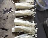 A picture of step 1 of Enoki Mushroom Roll.