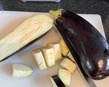 A picture of step 1 of Aubergine and potato curry:
(Aloo Baingan).