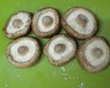 A picture of step 2 of Shiitake Mushrooms and Asparagus Salad.