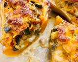 A picture of step 6 of Butternut squash baked with chicken, vegetables and cheese.