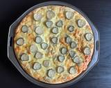 A picture of step 4 of Pickled Dill Cucumber Pizza.