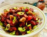 A picture of step 3 of Warm beet salad with dried plums and chestnuts.