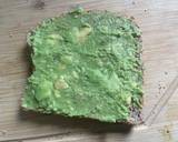 A picture of step 6 of Avocado on toast With scrambled eggs.